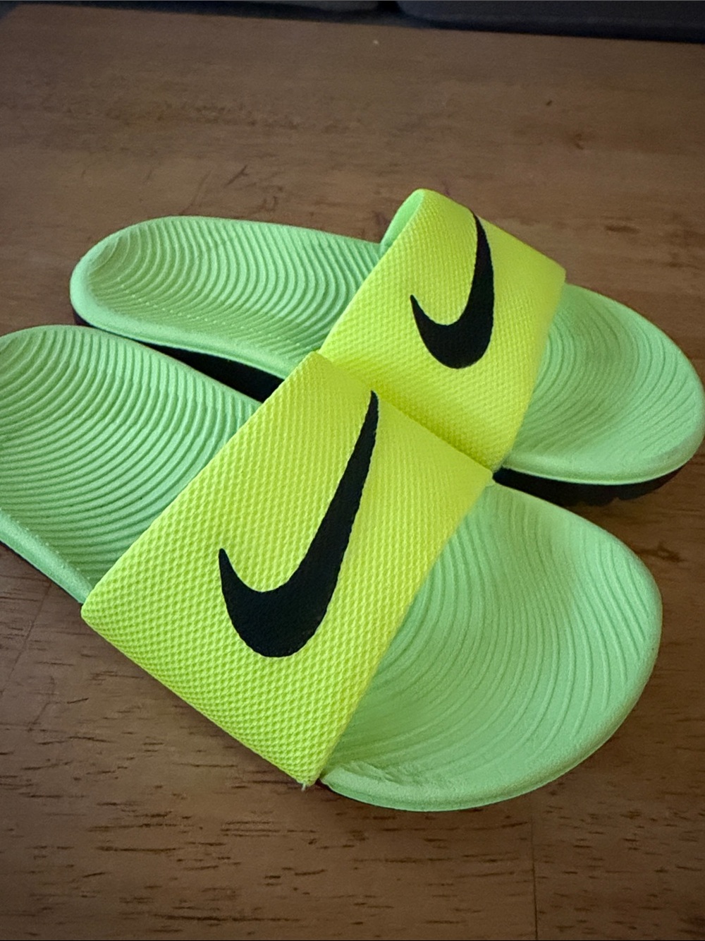 NWOT Nike Kids' Bright Neon Yellow & Lime Slide Sandals